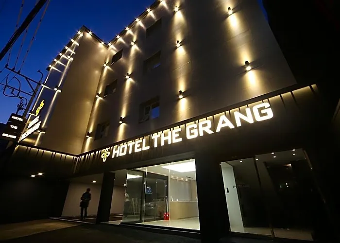 Daeyeon Business The Grang Hotel 2*