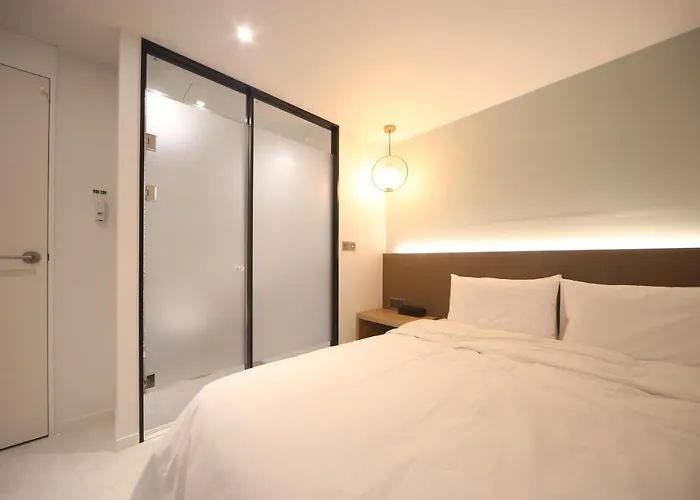 Daeyeon Business The Grang 2* Busan